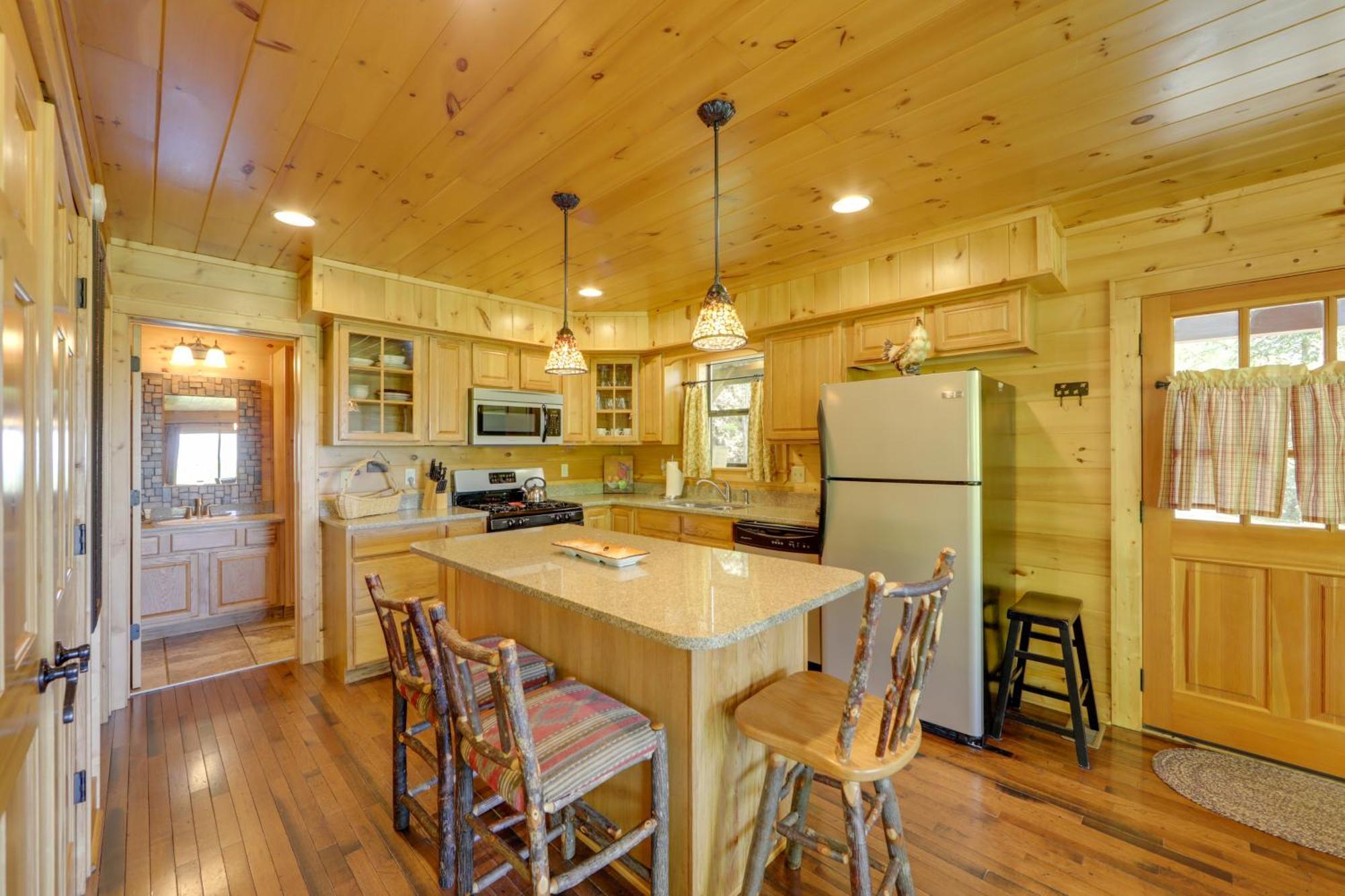 Bryson City Cabin With Hot Tub And Mountain Views! Zewnętrze zdjęcie